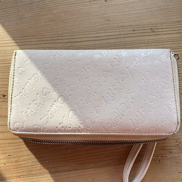 2 Betsey Johnson Wallets 1 Pink 1 Gray Length 8 Inches Width 5 Inches - Picture 12 of 13